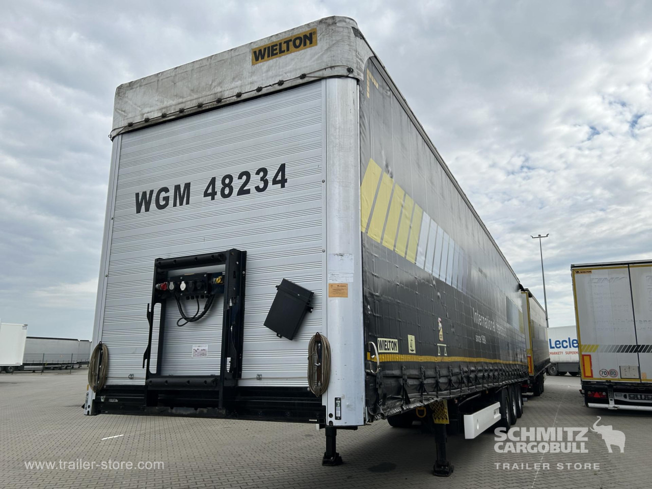 WIELTON Curtainsider Mega - Schuifzeiloplegger: afbeelding 1 WIELTON Curtainsider Mega - Schuifzeiloplegger: afbeelding 1