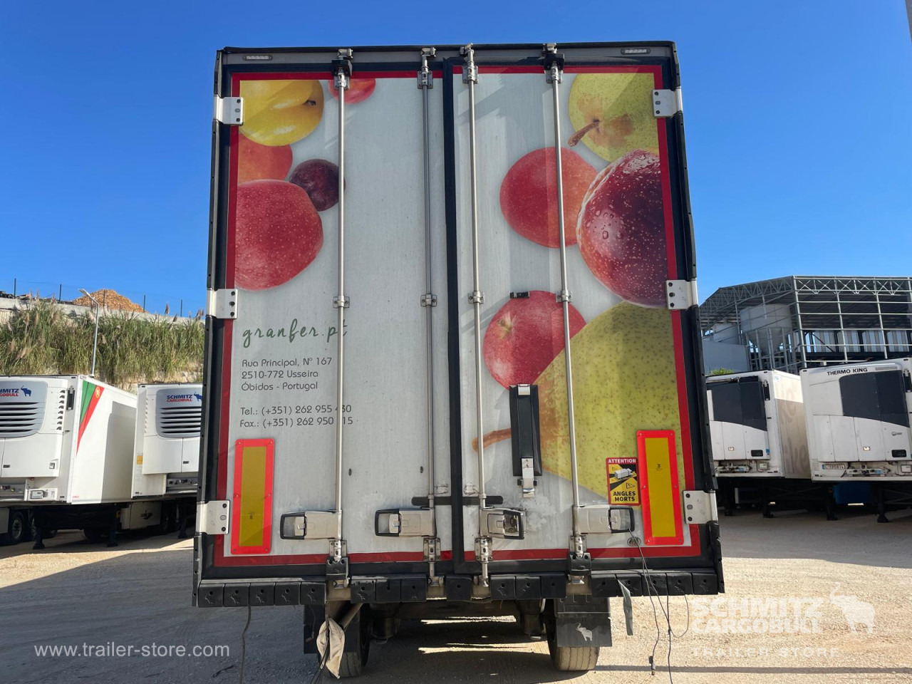 SCHMITZ Reefer Standard - Isotherm oplegger: afbeelding 4 SCHMITZ Reefer Standard - Isotherm oplegger: afbeelding 4