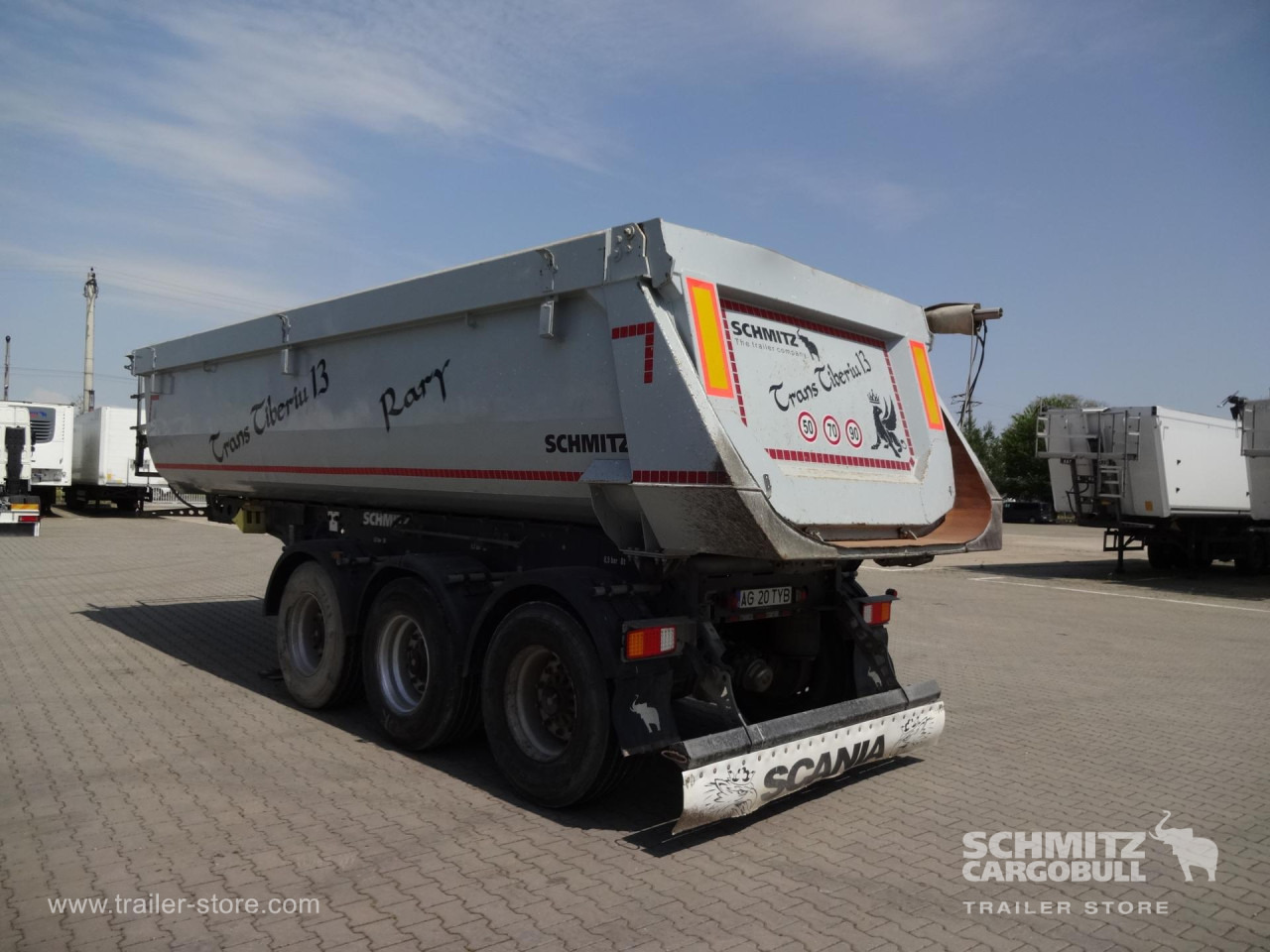 SCHMITZ Tipper Steel half pipe body 24m³ - Kipper oplegger: afbeelding 1 SCHMITZ Tipper Steel half pipe body 24m³ - Kipper oplegger: afbeelding 1