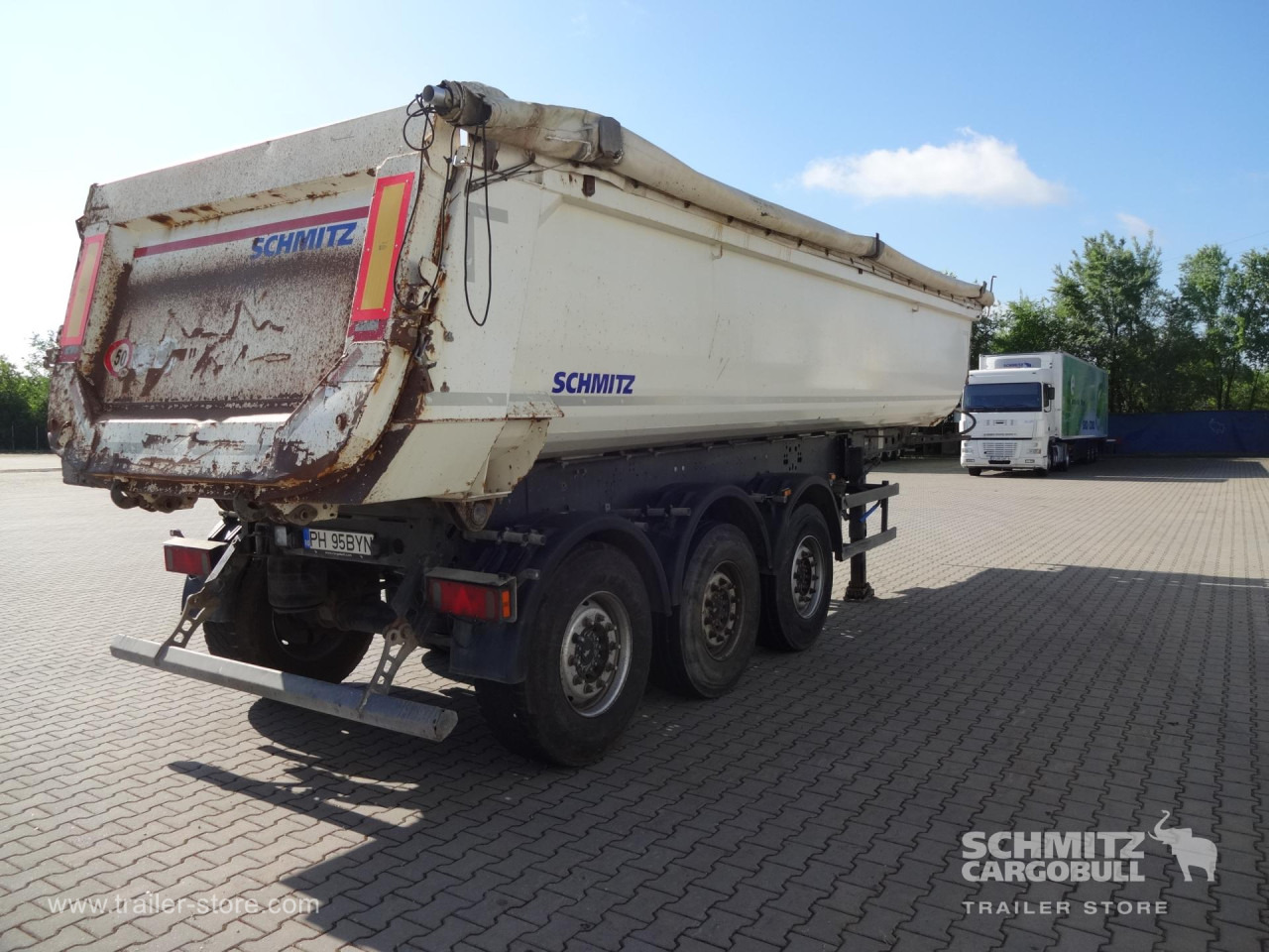 SCHMITZ Tipper Steel half pipe body 28m³ - Kipper oplegger: afbeelding 2 SCHMITZ Tipper Steel half pipe body 28m³ - Kipper oplegger: afbeelding 2