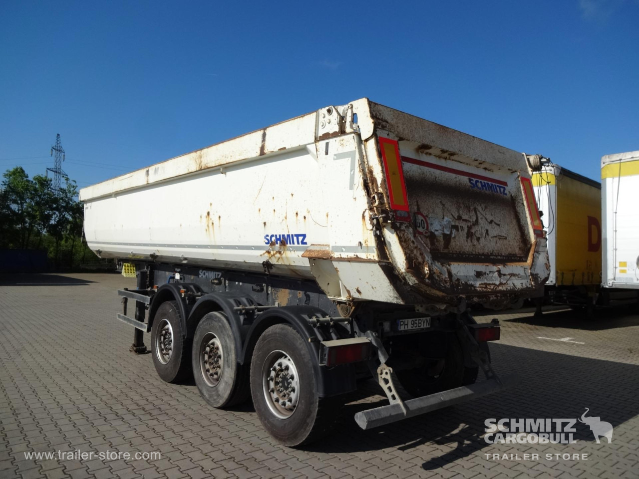 SCHMITZ Tipper Steel half pipe body 28m³ - Kipper oplegger: afbeelding 1 SCHMITZ Tipper Steel half pipe body 28m³ - Kipper oplegger: afbeelding 1