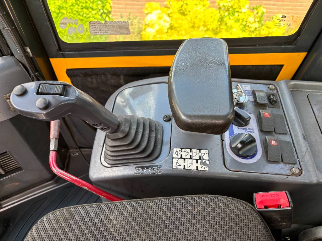 Wiellader Komatsu WA 320-5: afbeelding 9