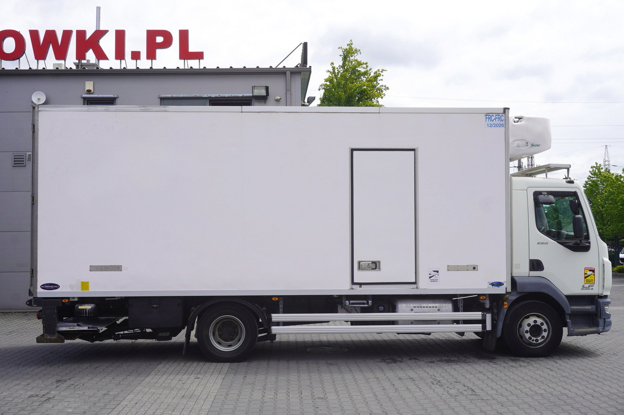 DAF LF 220 / Refrigerator 16 EPAL Multitemp / Carrier Supra 1150 MT / Palfinger 1500 kg - Koelwagen vrachtwagen: afbeelding 2 DAF LF 220 / Refrigerator 16 EPAL Multitemp / Carrier Supra 1150 MT / Palfinger 1500 kg - Koelwagen vrachtwagen: afbeelding 2