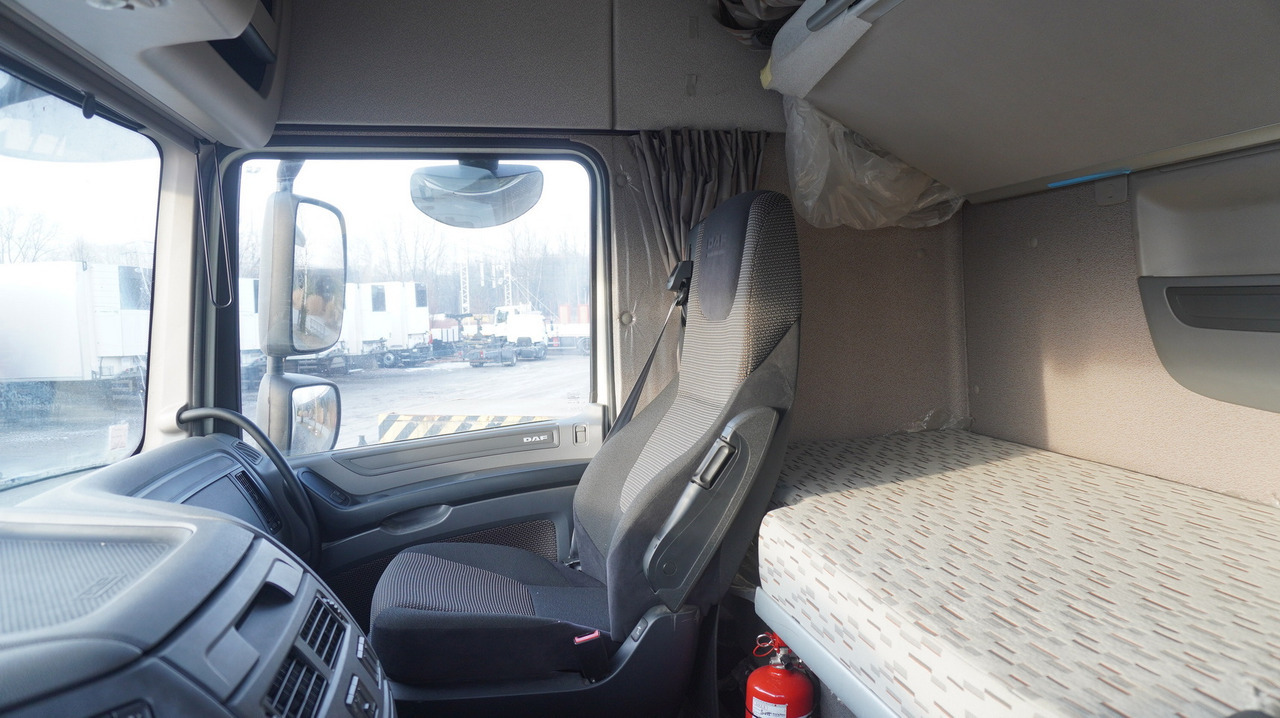 Leasing DAF XF 410 EURO 6 /410 HP / 20 EPAL / Dhollandia lift 1500 kg DAF XF 410 EURO 6 /410 HP / 20 EPAL / Dhollandia lift 1500 kg: afbeelding 21