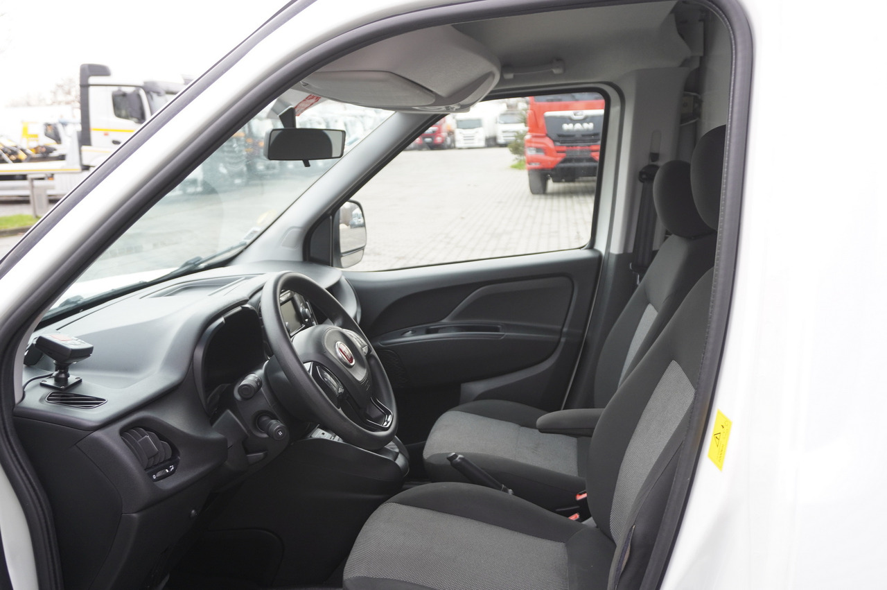 Leasing FIAT Doblo / Lamberet refrigerator / Carrier Xarios 200 / FRCX 07/2027 FIAT Doblo / Lamberet refrigerator / Carrier Xarios 200 / FRCX 07/2027: afbeelding 12 Leasing FIAT Doblo / Lamberet refrigerator / Carrier Xarios 200 / FRCX 07/2027 FIAT Doblo / Lamberet refrigerator / Carrier Xarios 200 / FRCX 07/2027: afbeelding 12