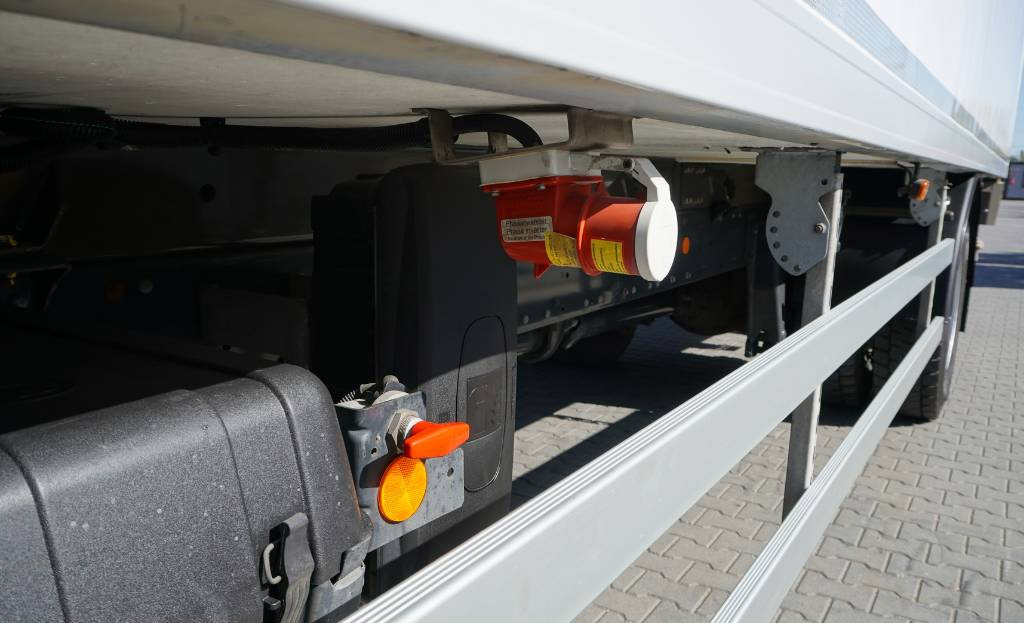 IVECO Eurocargo 190-280L 19t E6 / ATP/FRC to 2025 / Lamberet Refrigerator 22 pallets - Koelwagen vrachtwagen: afbeelding 4 IVECO Eurocargo 190-280L 19t E6 / ATP/FRC to 2025 / Lamberet Refrigerator 22 pallets - Koelwagen vrachtwagen: afbeelding 4