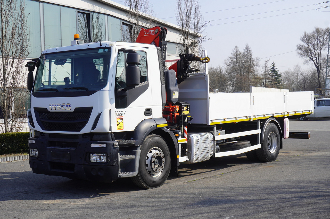 IVECO STRALIS 310 E6 / HDS FASSI 155 6.2 T / 250 thousand km - Kraanwagen: afbeelding 2 IVECO STRALIS 310 E6 / HDS FASSI 155 6.2 T / 250 thousand km - Kraanwagen: afbeelding 2