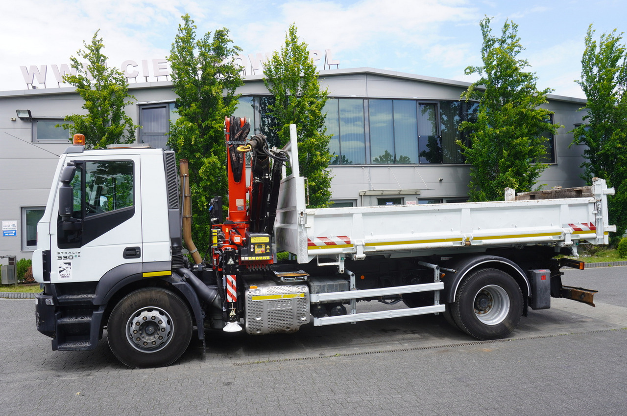 IVECO STRALIS 330 E6 / FASSI 195A 8.5 T / 3-side tipper - Kipper vrachtwagen, Kraanwagen: afbeelding 3 IVECO STRALIS 330 E6 / FASSI 195A 8.5 T / 3-side tipper - Kipper vrachtwagen, Kraanwagen: afbeelding 3