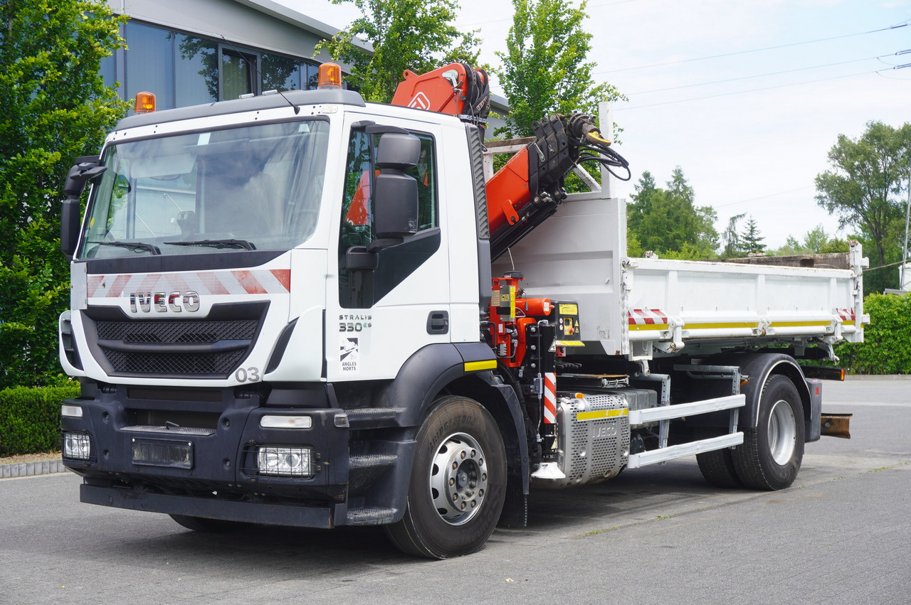 IVECO STRALIS 330 E6 / FASSI 195A 8.5 T / 3-side tipper - Kipper vrachtwagen, Kraanwagen: afbeelding 2 IVECO STRALIS 330 E6 / FASSI 195A 8.5 T / 3-side tipper - Kipper vrachtwagen, Kraanwagen: afbeelding 2