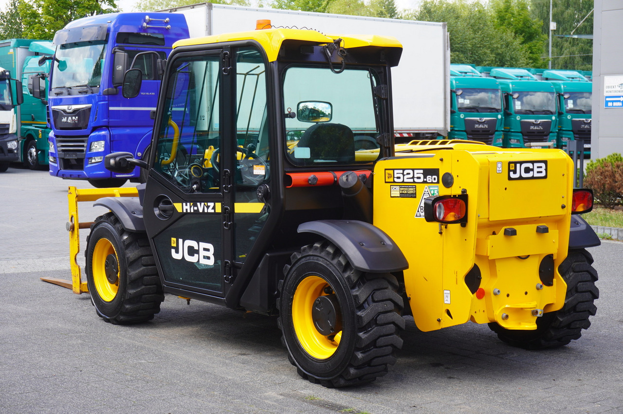 JCB 525-60T5 / 2022 / 860 MTH! / 2.5 T / Reach 6 m / joystick - Telescooplader: afbeelding 4 JCB 525-60T5 / 2022 / 860 MTH! / 2.5 T / Reach 6 m / joystick - Telescooplader: afbeelding 4
