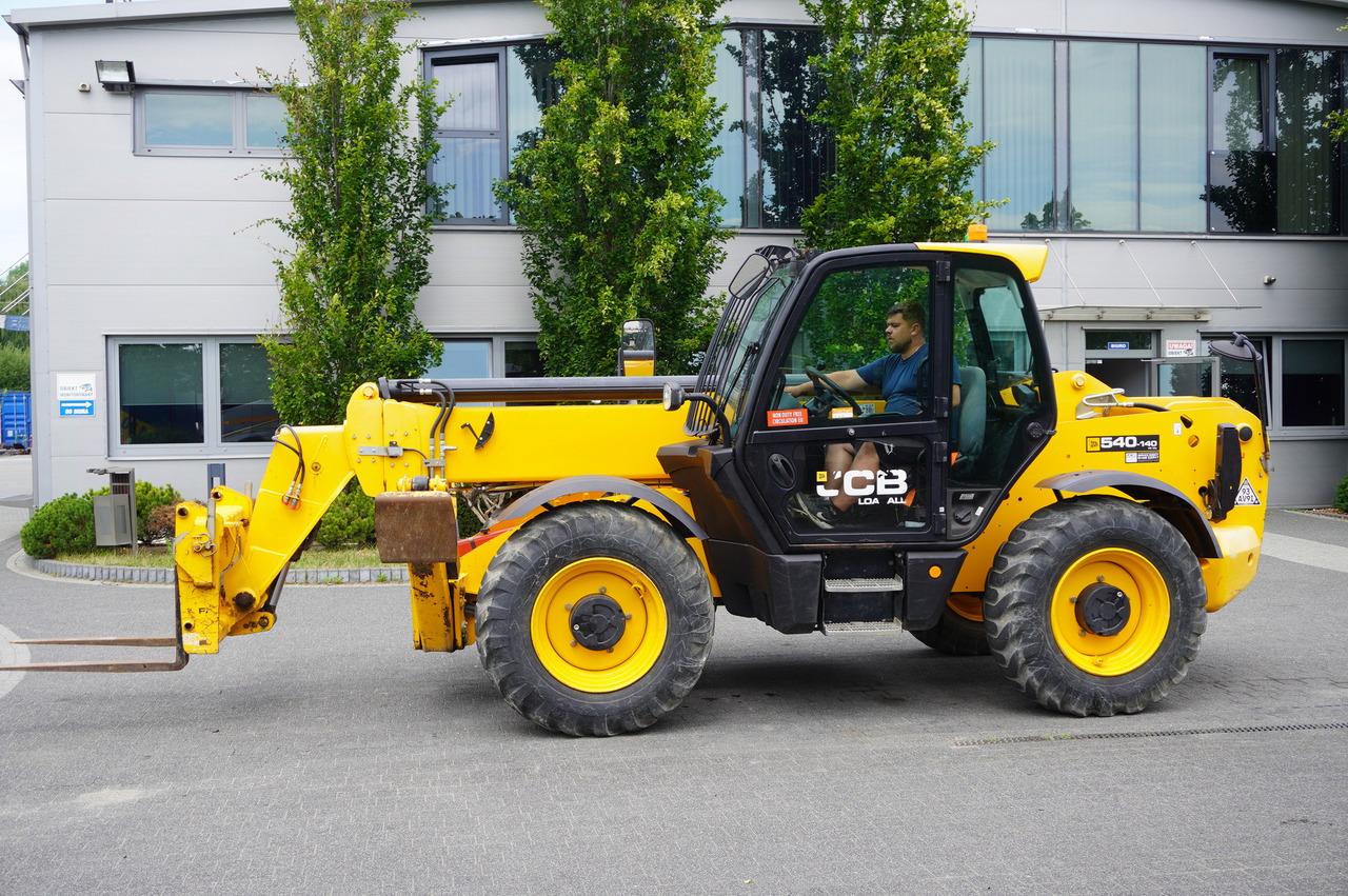 JCB 540-140 telescopic loader / 14 m range / 1800 MTH - Telescooplader: afbeelding 3 JCB 540-140 telescopic loader / 14 m range / 1800 MTH - Telescooplader: afbeelding 3