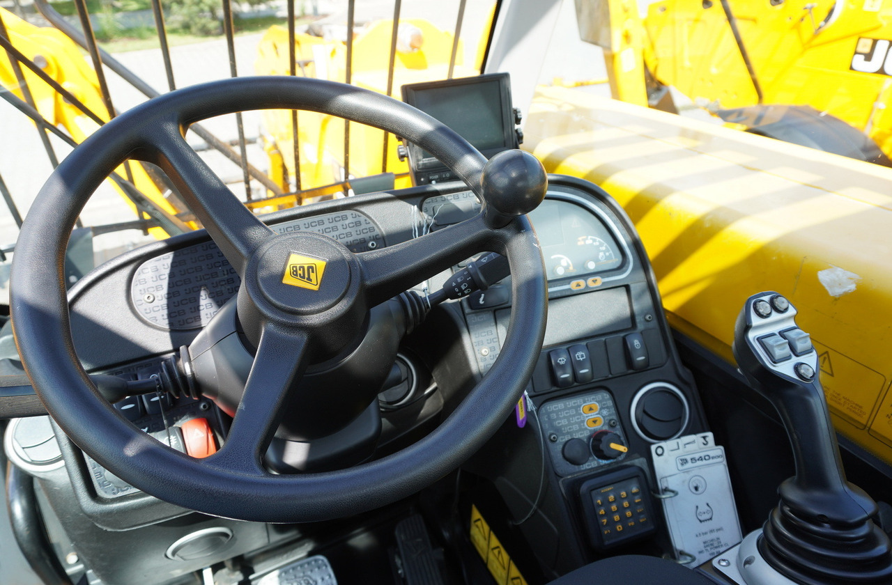 JCB 540-200 Telescopic Loader / 20 m reach / joystick / 2 units - Verreiker: afbeelding 4 JCB 540-200 Telescopic Loader / 20 m reach / joystick / 2 units - Verreiker: afbeelding 4