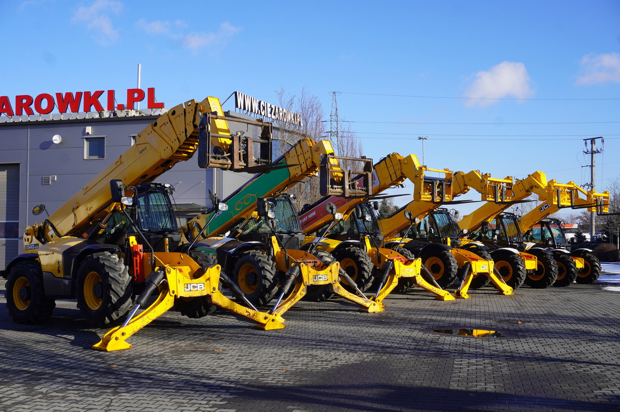 JCB 560-80 / 6 ton lifting capacity / power 146 HP - Wiellader: afbeelding 1 JCB 560-80 / 6 ton lifting capacity / power 146 HP - Wiellader: afbeelding 1
