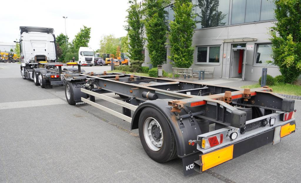 KOGEL BDF Low Deck Mega trailer - Containertransporter/ Wissellaadbak aanhangwagen: afbeelding 3 KOGEL BDF Low Deck Mega trailer - Containertransporter/ Wissellaadbak aanhangwagen: afbeelding 3