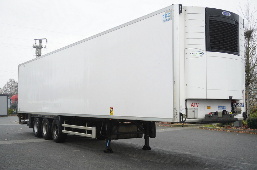 LAMBERET refrigerated semi-trailer / Carrier Vector 1550 unit - Koelwagen oplegger: afbeelding 1 LAMBERET refrigerated semi-trailer / Carrier Vector 1550 unit - Koelwagen oplegger: afbeelding 1