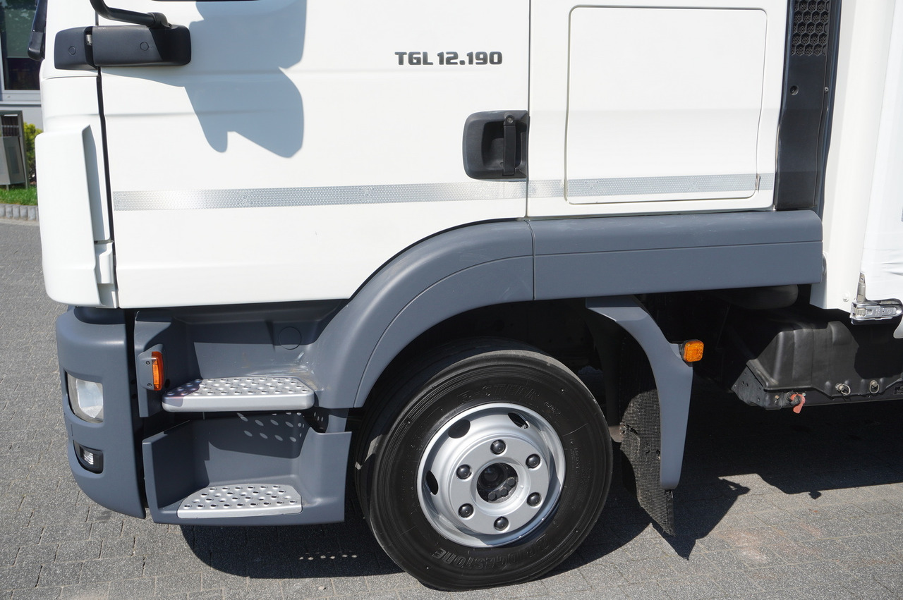 Leasing MAN TGL 12.190 / Curtainsider 19 EPAL / Sleeper cab MAN TGL 12.190 / Curtainsider 19 EPAL / Sleeper cab: afbeelding 18 Leasing MAN TGL 12.190 / Curtainsider 19 EPAL / Sleeper cab MAN TGL 12.190 / Curtainsider 19 EPAL / Sleeper cab: afbeelding 18