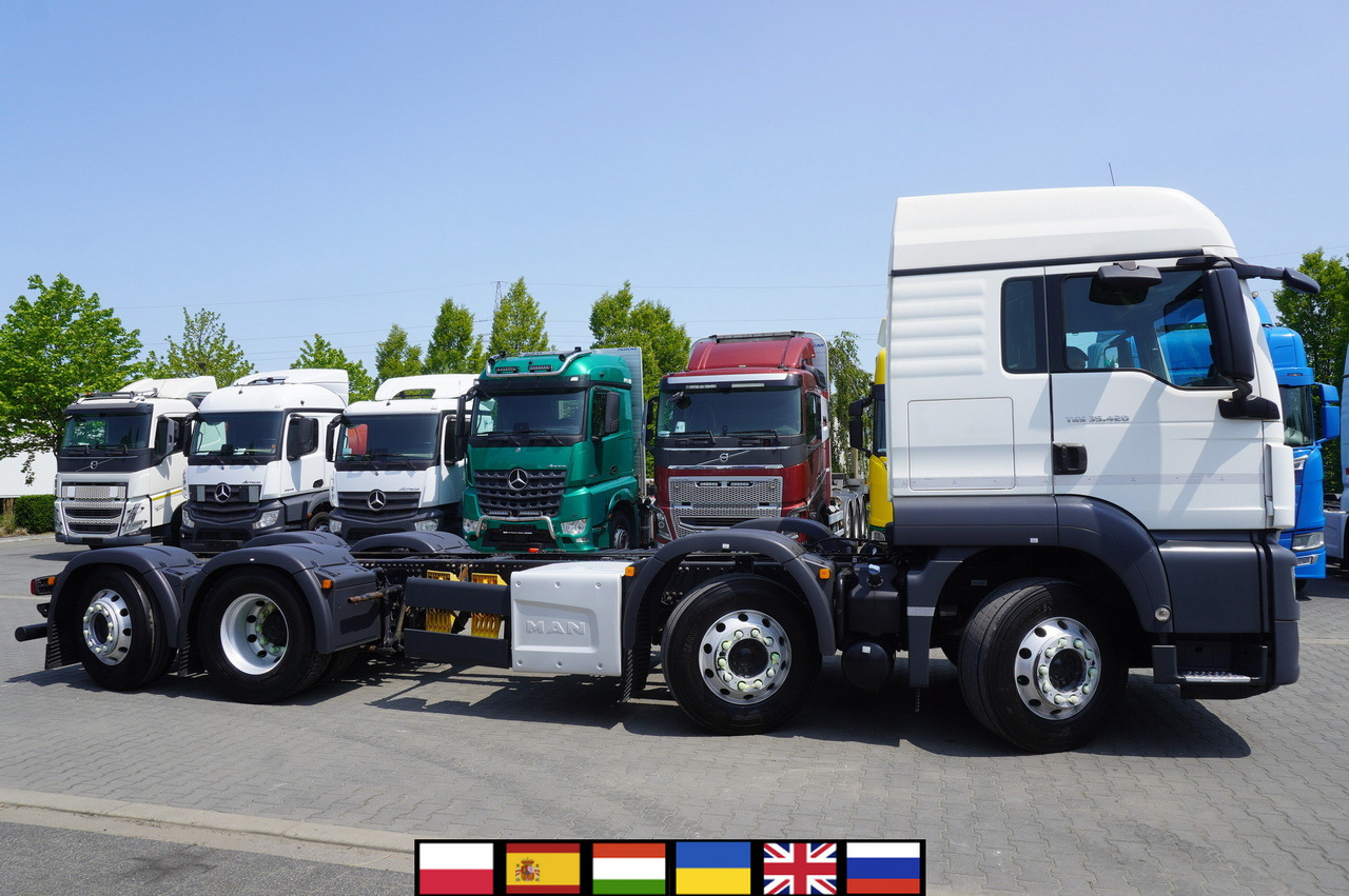 MAN TGS 35.420 8×2 / Chassis 6.4 m / 3 steered axles - Chassis vrachtwagen: afbeelding 1 MAN TGS 35.420 8×2 / Chassis 6.4 m / 3 steered axles - Chassis vrachtwagen: afbeelding 1