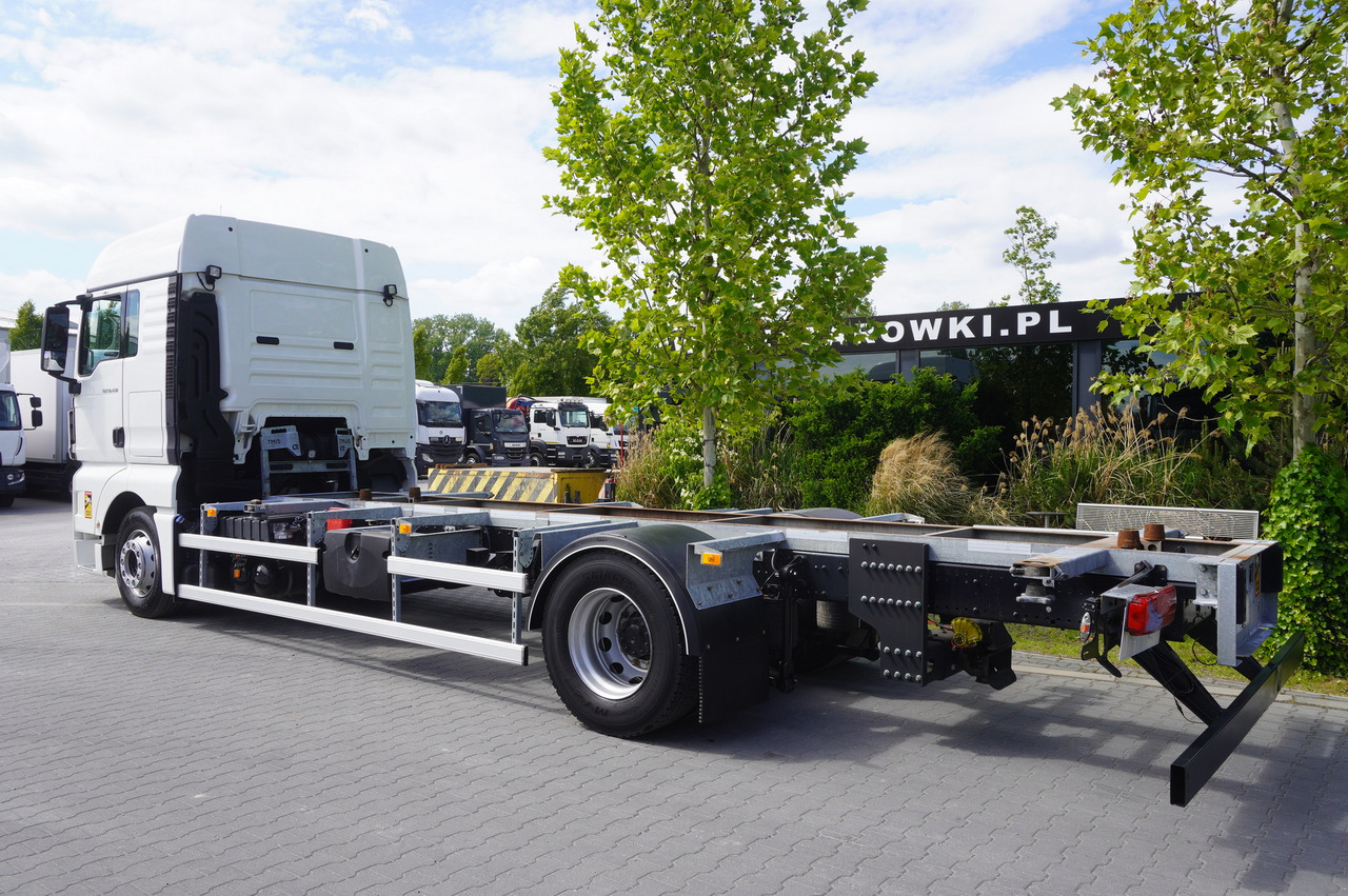 MAN TGX 18.430 / BDF 7.5 m / sleeping cab / 2021 - Containertransporter/ Wissellaadbak vrachtwagen: afbeelding 3 MAN TGX 18.430 / BDF 7.5 m / sleeping cab / 2021 - Containertransporter/ Wissellaadbak vrachtwagen: afbeelding 3