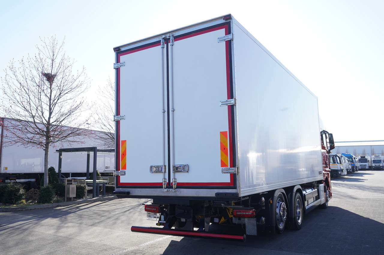 MAN TGX 26.510 / 2022 / New Lamberet refrigerator bitemperature/ Carrier Supra 1150 MT / 4 units - Koelwagen vrachtwagen: afbeelding 4 MAN TGX 26.510 / 2022 / New Lamberet refrigerator bitemperature/ Carrier Supra 1150 MT / 4 units - Koelwagen vrachtwagen: afbeelding 4