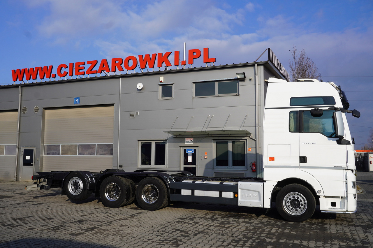 MAN TGX 35.580 E6 8x4/4 - 8.8m chassis frame - Chassis vrachtwagen: afbeelding 4 MAN TGX 35.580 E6 8x4/4 - 8.8m chassis frame - Chassis vrachtwagen: afbeelding 4