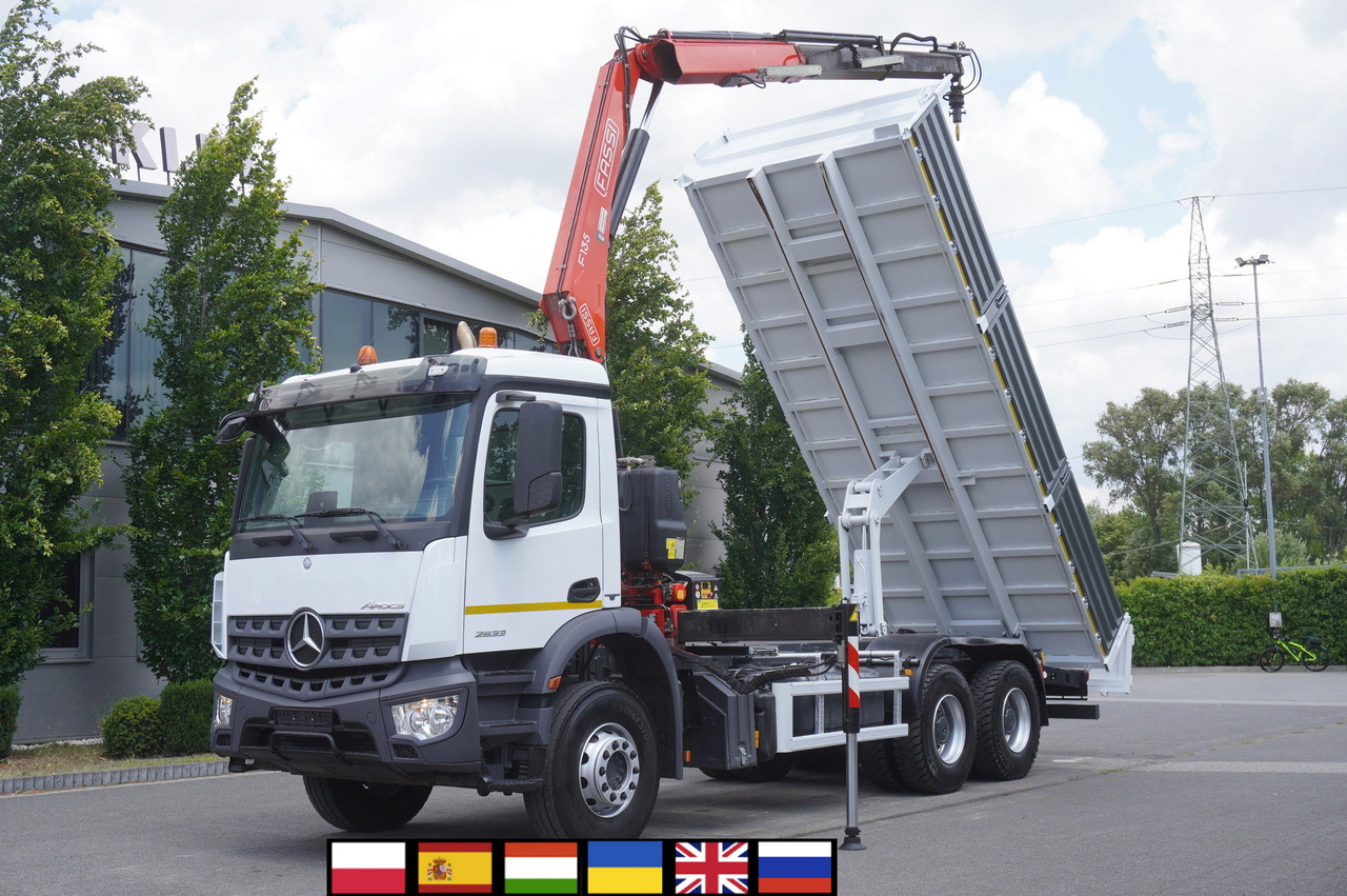 MERCEDES-BENZ AROCS 2633 6x4 / 5.5 T crane FASSI F135 / Tipper 15 EPAL - Vrachtwagen met open laadbak, Kraanwagen: afbeelding 1 MERCEDES-BENZ AROCS 2633 6x4 / 5.5 T crane FASSI F135 / Tipper 15 EPAL - Vrachtwagen met open laadbak, Kraanwagen: afbeelding 1