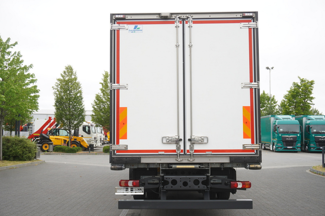 MERCEDES-BENZ Actros 1824 / Refrigerator 22 EPAL / Carrier Supra 950 / Sleeping cabin - Koelwagen vrachtwagen: afbeelding 4 MERCEDES-BENZ Actros 1824 / Refrigerator 22 EPAL / Carrier Supra 950 / Sleeping cabin - Koelwagen vrachtwagen: afbeelding 4