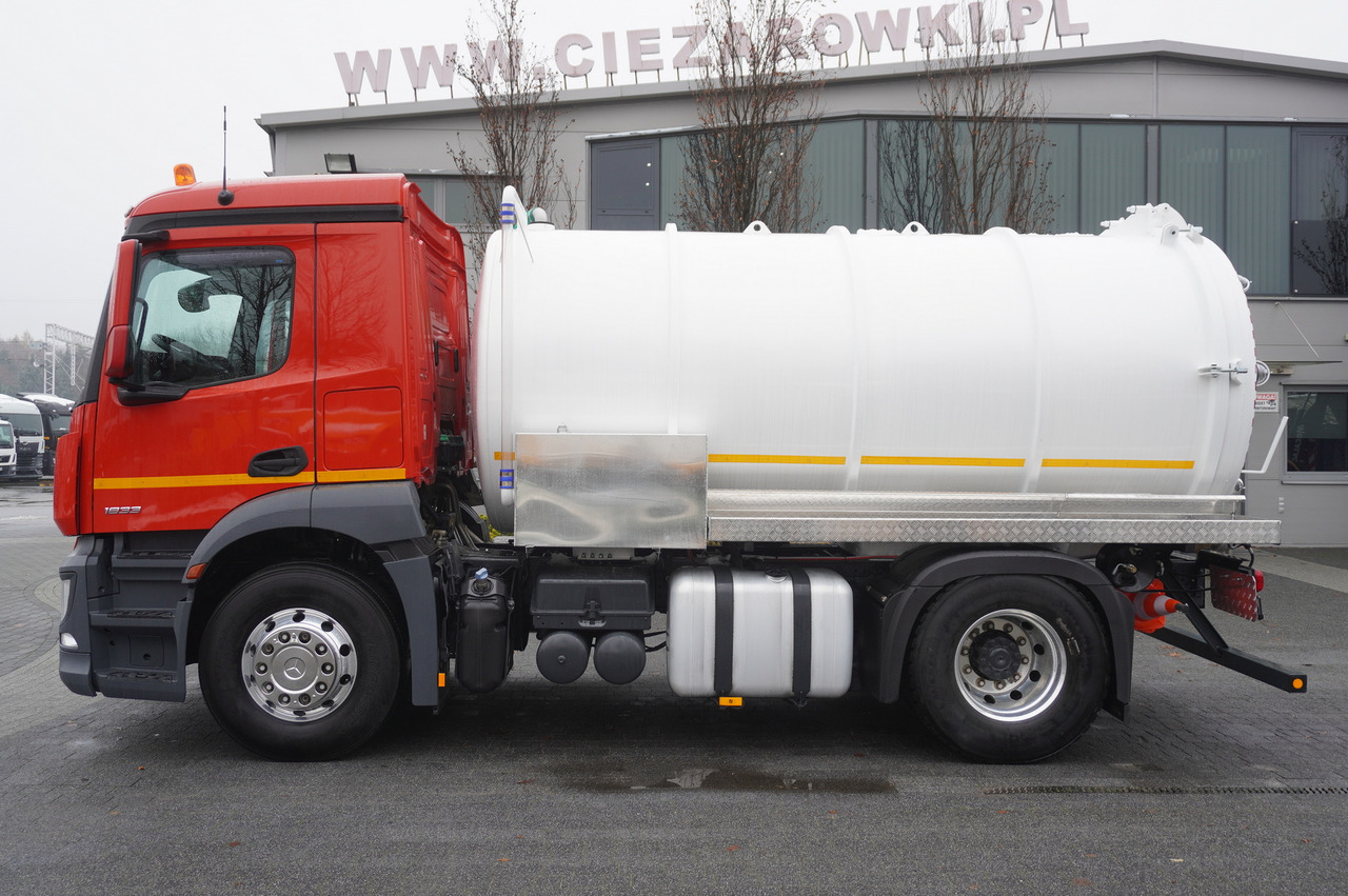 MERCEDES-BENZ Actros 1833 / 260 tho. km / NEW septic tank 11000 l - Tankwagen: afbeelding 2 MERCEDES-BENZ Actros 1833 / 260 tho. km / NEW septic tank 11000 l - Tankwagen: afbeelding 2