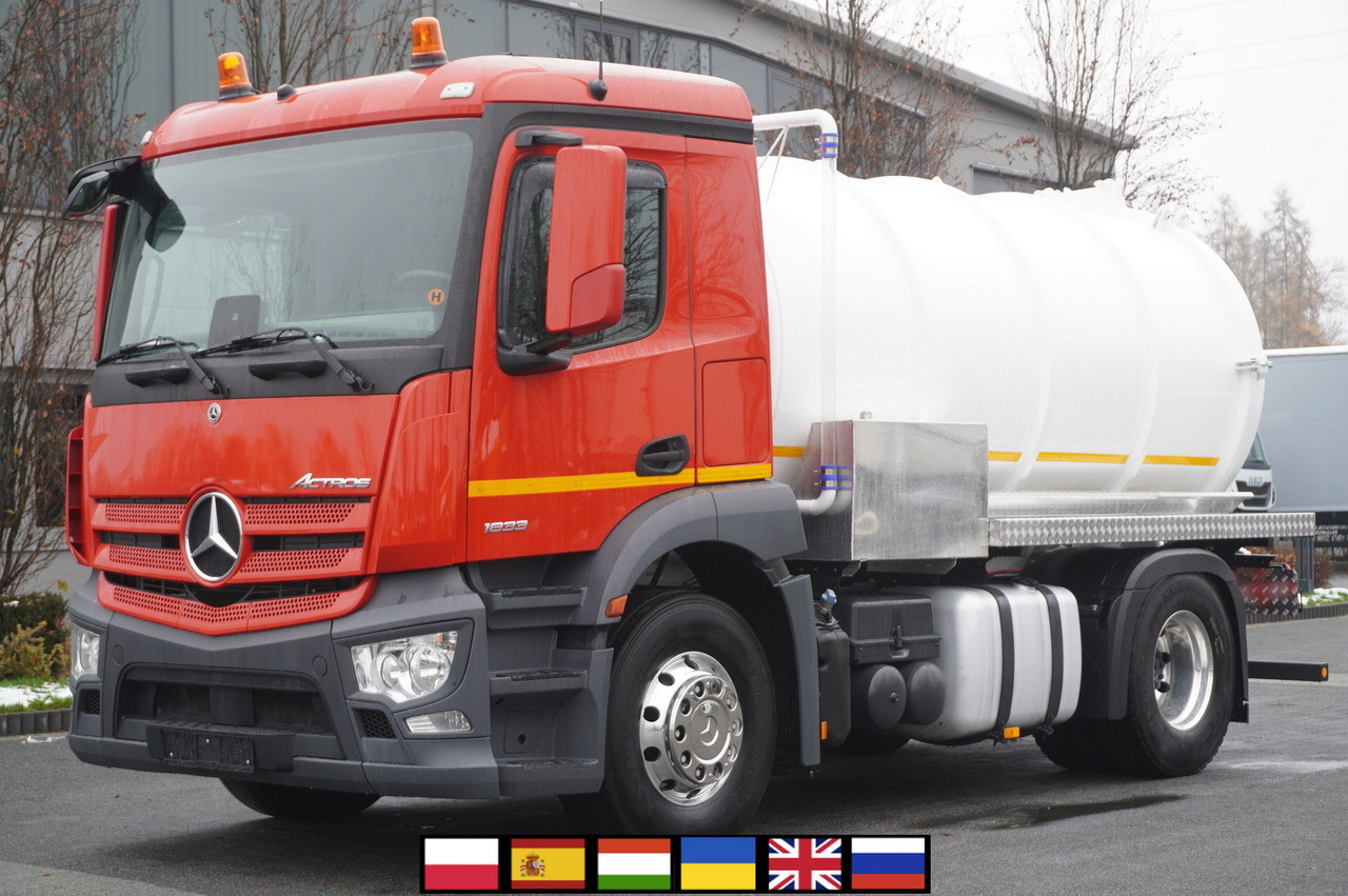 MERCEDES-BENZ Actros 1833 / 260 tho. km / NEW septic tank 11000 l - Tankwagen: afbeelding 1 MERCEDES-BENZ Actros 1833 / 260 tho. km / NEW septic tank 11000 l - Tankwagen: afbeelding 1