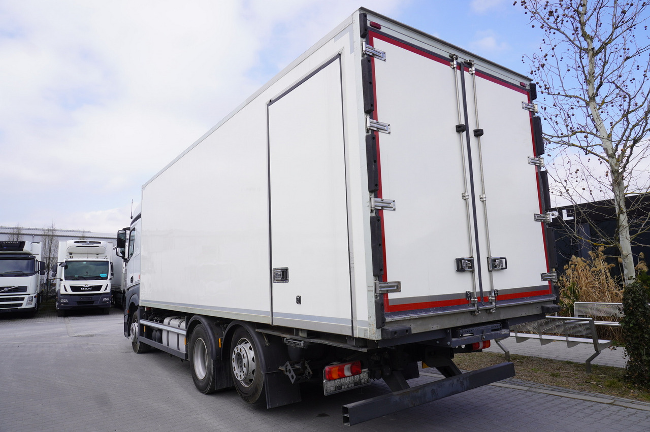 MERCEDES-BENZ Actros 2542 / GIGA cabin / Thermoking 1000R - Koelwagen vrachtwagen: afbeelding 3 MERCEDES-BENZ Actros 2542 / GIGA cabin / Thermoking 1000R - Koelwagen vrachtwagen: afbeelding 3