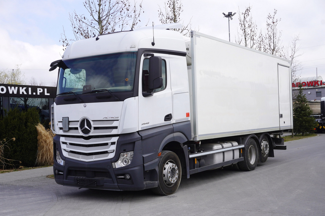 MERCEDES-BENZ Actros 2542 / GIGA cabin / Thermoking 1000R - Koelwagen vrachtwagen: afbeelding 1 MERCEDES-BENZ Actros 2542 / GIGA cabin / Thermoking 1000R - Koelwagen vrachtwagen: afbeelding 1