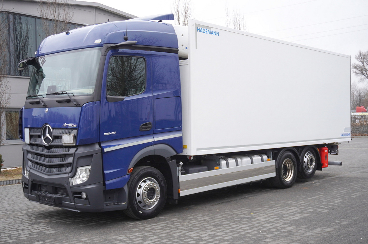 MERCEDES-BENZ Actros 2545 / 2021 / Hagemann refrigerator Multitemperature - Koelwagen vrachtwagen: afbeelding 1 MERCEDES-BENZ Actros 2545 / 2021 / Hagemann refrigerator Multitemperature - Koelwagen vrachtwagen: afbeelding 1