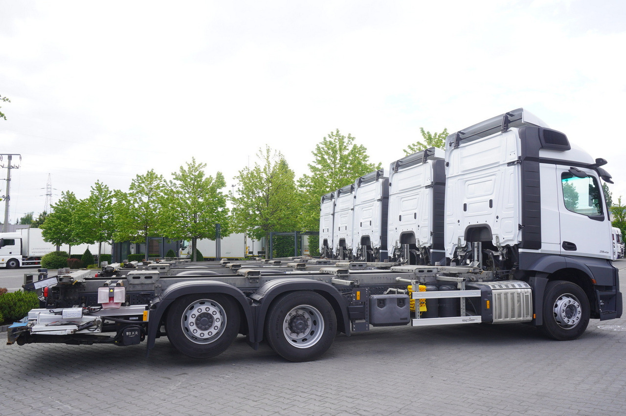 MERCEDES-BENZ Actros 2545 6×2 MP5 / ADR AT / 12 units - Containertransporter/ Wissellaadbak vrachtwagen: afbeelding 3 MERCEDES-BENZ Actros 2545 6×2 MP5 / ADR AT / 12 units - Containertransporter/ Wissellaadbak vrachtwagen: afbeelding 3