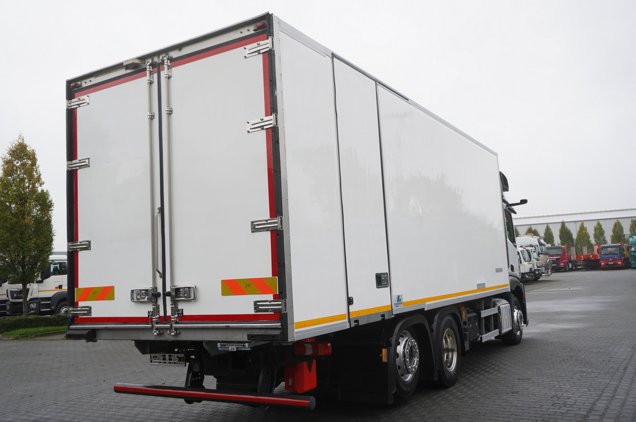 MERCEDES-BENZ Actros 2545 MP5 / Lecapitaine 18 EPAL refrigerator / Bitemperature / Carrier Supra 850 MT / ADR AT - Koelwagen vrachtwagen: afbeelding 5 MERCEDES-BENZ Actros 2545 MP5 / Lecapitaine 18 EPAL refrigerator / Bitemperature / Carrier Supra 850 MT / ADR AT - Koelwagen vrachtwagen: afbeelding 5