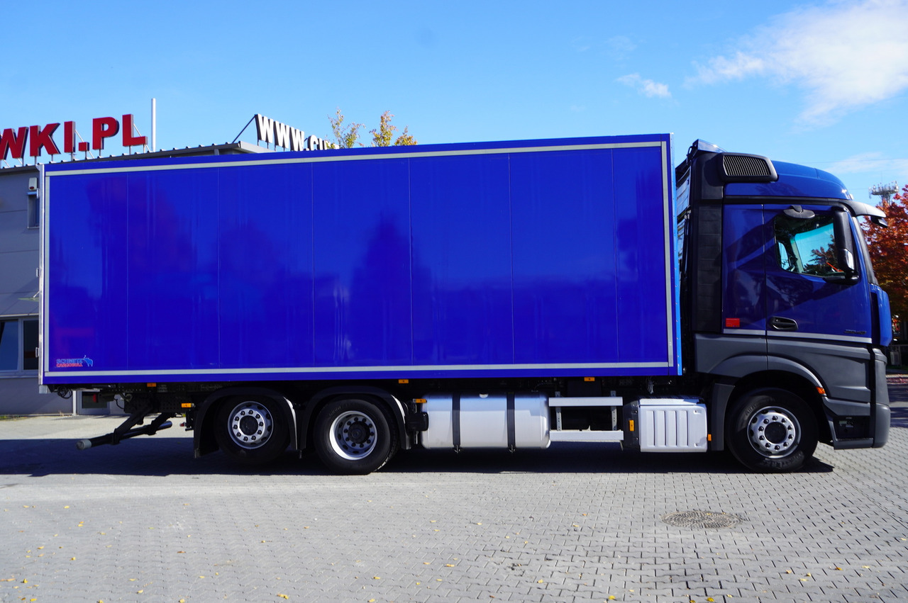 MERCEDES-BENZ Actros 2548 MP5 6×2 / Schmitz 19 EPAL refrigerator / 2023 - Koelwagen vrachtwagen: afbeelding 2 MERCEDES-BENZ Actros 2548 MP5 6×2 / Schmitz 19 EPAL refrigerator / 2023 - Koelwagen vrachtwagen: afbeelding 2
