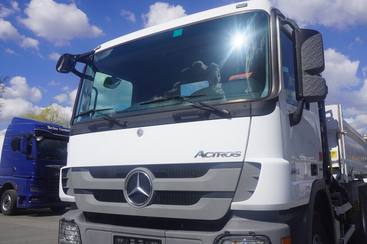 Leasing MERCEDES-BENZ Actros 2641 6×4 E5 / Crane / Dumper / 110000 km! MERCEDES-BENZ Actros 2641 6×4 E5 / Crane / Dumper / 110000 km!: afbeelding 14
