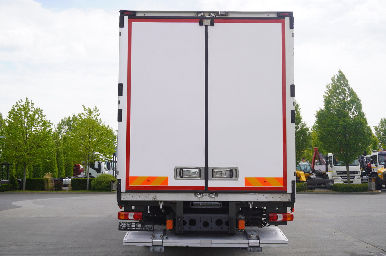 MERCEDES-BENZ Antos 1830 / Lamberet refrigerator superstructure 22 EPAL / Dhollandia lift 2000 kg - Koelwagen vrachtwagen: afbeelding 5 MERCEDES-BENZ Antos 1830 / Lamberet refrigerator superstructure 22 EPAL / Dhollandia lift 2000 kg - Koelwagen vrachtwagen: afbeelding 5