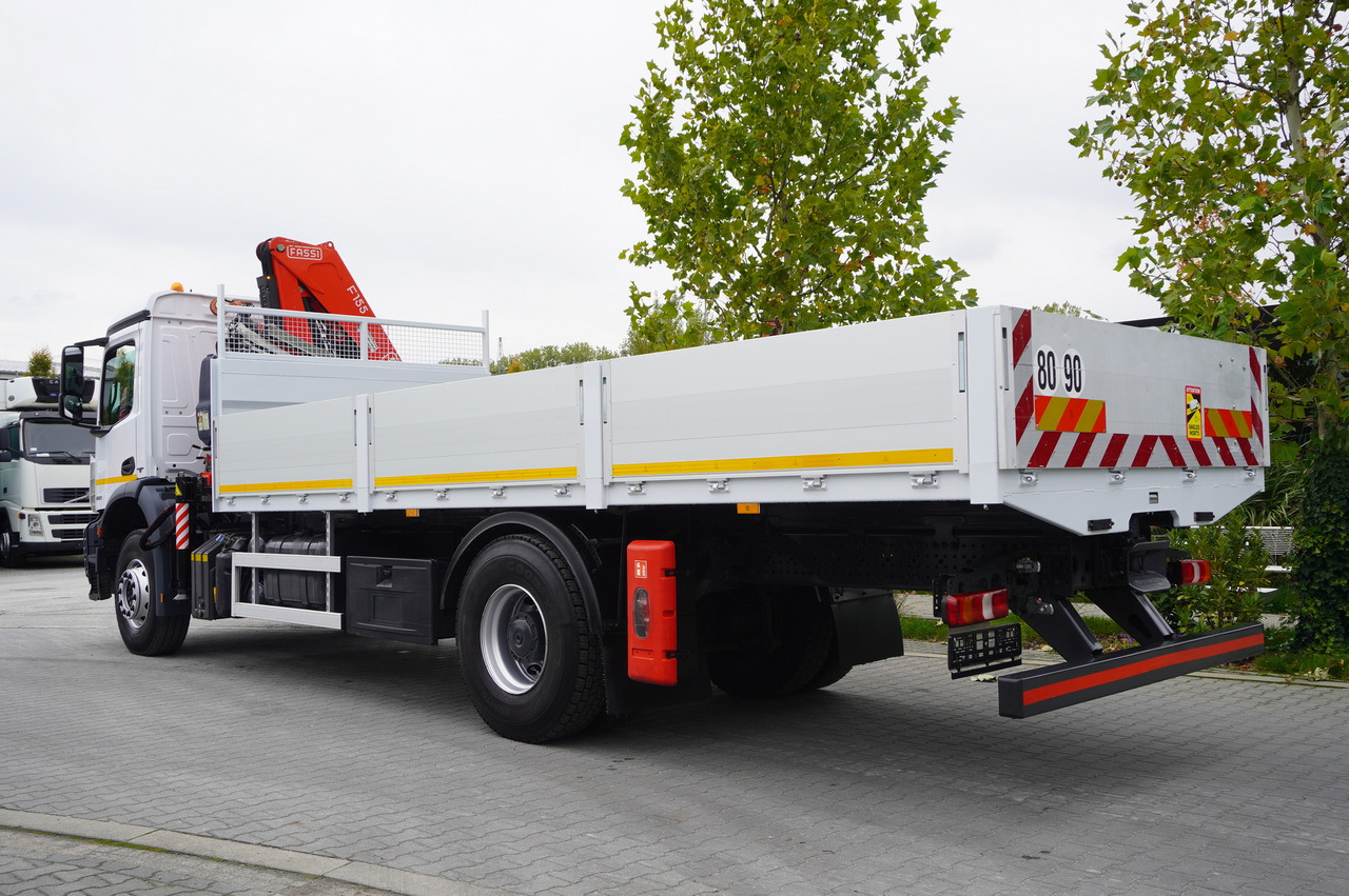 MERCEDES-BENZ Arocs 1830 / Flatbed 16 EPAL / HDS Fassi 155 / Reach 8 m / Load capacity 6160 kg - Vrachtwagen met open laadbak, Kraanwagen: afbeelding 5 MERCEDES-BENZ Arocs 1830 / Flatbed 16 EPAL / HDS Fassi 155 / Reach 8 m / Load capacity 6160 kg - Vrachtwagen met open laadbak, Kraanwagen: afbeelding 5
