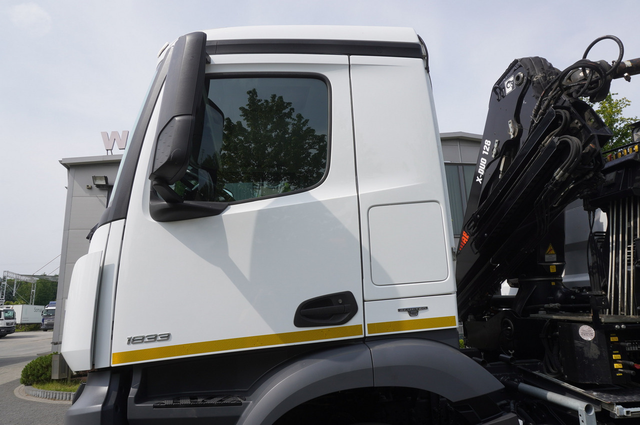 Leasing MERCEDES-BENZ Arocs 1833 / 87,000 km!!! / Hds HIAB X-DUO 128 B-2 / three-sided tipper MERCEDES-BENZ Arocs 1833 / 87,000 km!!! / Hds HIAB X-DUO 128 B-2 / three-sided tipper: afbeelding 24