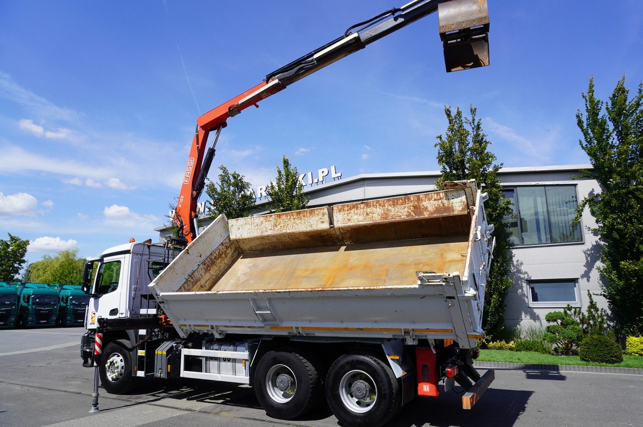 MERCEDES-BENZ Arocs 2636 / 6x4 / HDS Fassi / 3-Way Tipper / Bortmatic - Kipper vrachtwagen, Kraanwagen: afbeelding 3 MERCEDES-BENZ Arocs 2636 / 6x4 / HDS Fassi / 3-Way Tipper / Bortmatic - Kipper vrachtwagen, Kraanwagen: afbeelding 3