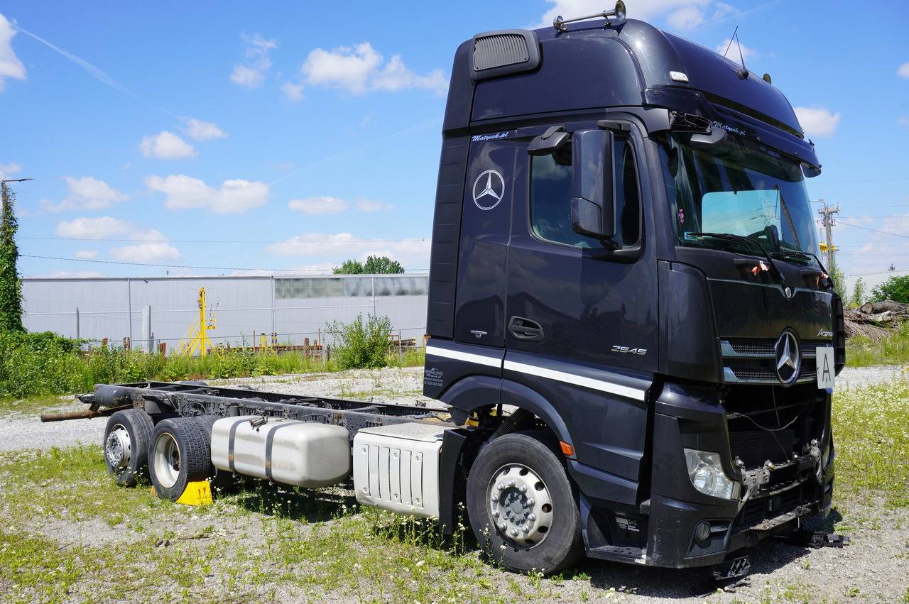 MERCEDES-BENZ Actros 2545 GIGA / without engine - Onderdelen: afbeelding 1 MERCEDES-BENZ Actros 2545 GIGA / without engine - Onderdelen: afbeelding 1