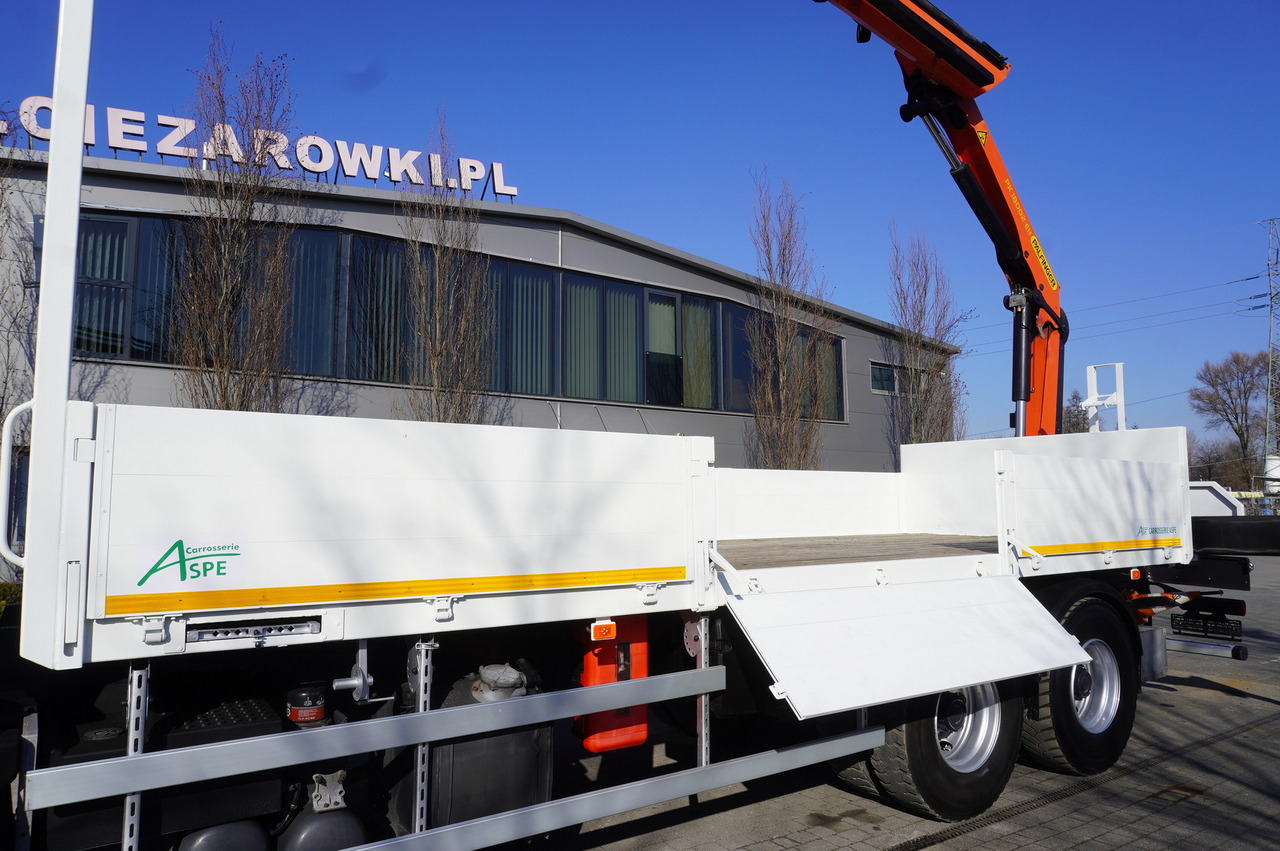 Vrachtwagen met open laadbak, Kraanwagen RENAULT C380 / 6x4 / HDS Palfinger PK 18002-EH 6000 kg: afbeelding 18 Vrachtwagen met open laadbak, Kraanwagen RENAULT C380 / 6x4 / HDS Palfinger PK 18002-EH 6000 kg: afbeelding 18