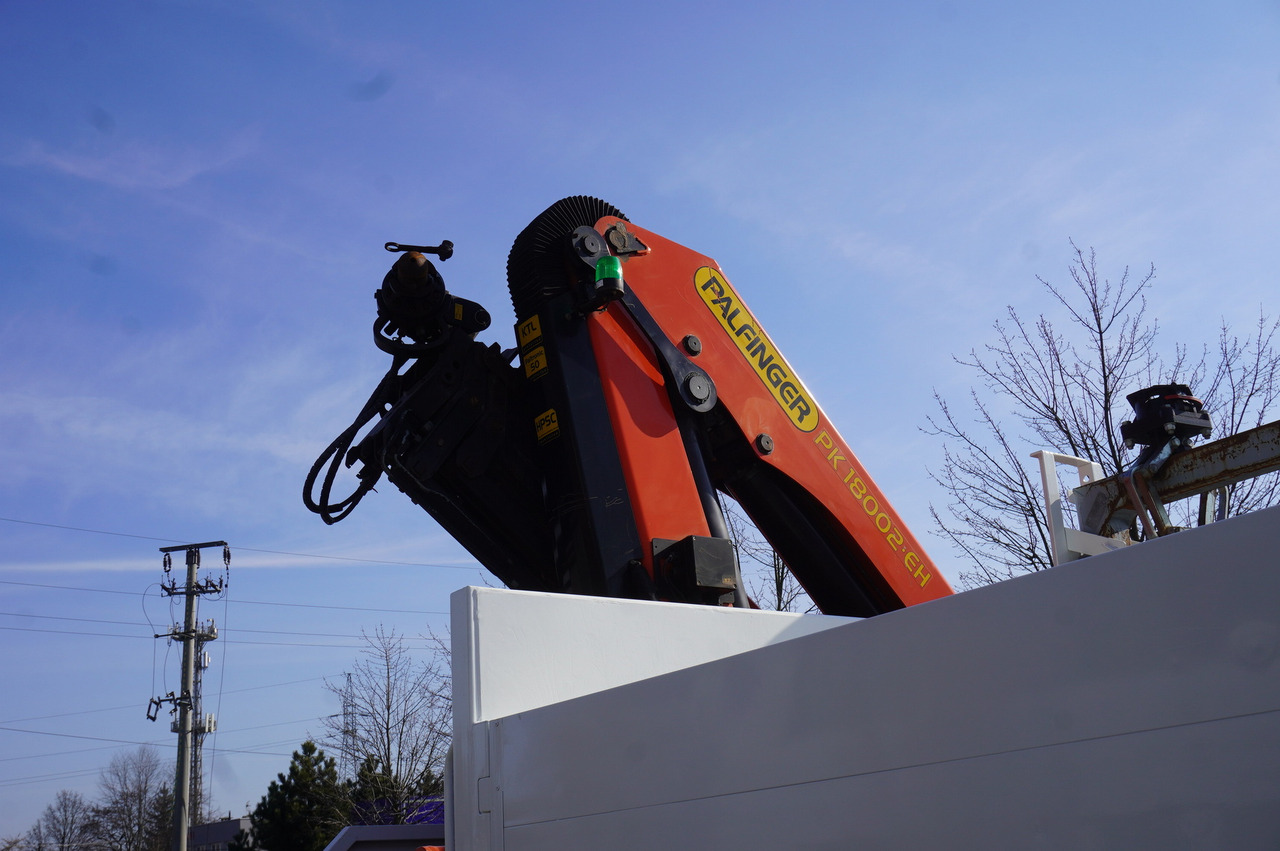 Vrachtwagen met open laadbak, Kraanwagen RENAULT C380 / 6x4 / HDS Palfinger PK 18002-EH 6000 kg: afbeelding 21 Vrachtwagen met open laadbak, Kraanwagen RENAULT C380 / 6x4 / HDS Palfinger PK 18002-EH 6000 kg: afbeelding 21