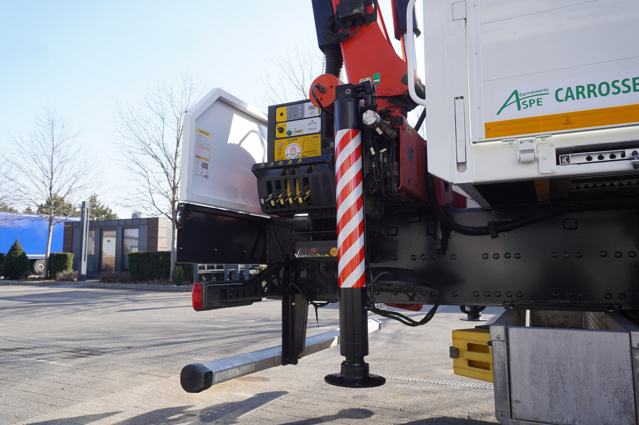 Vrachtwagen met open laadbak, Kraanwagen RENAULT C380 / 6x4 / HDS Palfinger PK 18002-EH 6000 kg: afbeelding 10 Vrachtwagen met open laadbak, Kraanwagen RENAULT C380 / 6x4 / HDS Palfinger PK 18002-EH 6000 kg: afbeelding 10