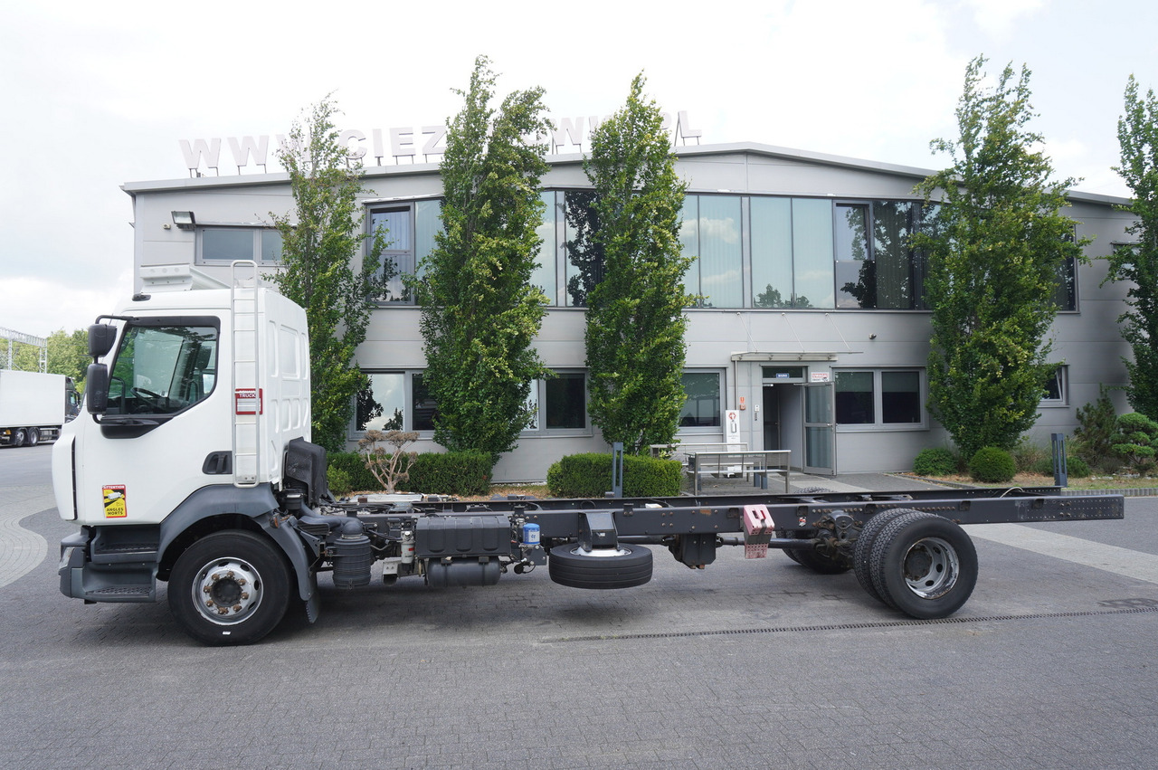RENAULT Renault D16 / frame 7.5 m / differential lock / 3 units - Containertransporter/ Wissellaadbak vrachtwagen: afbeelding 3 RENAULT Renault D16 / frame 7.5 m / differential lock / 3 units - Containertransporter/ Wissellaadbak vrachtwagen: afbeelding 3