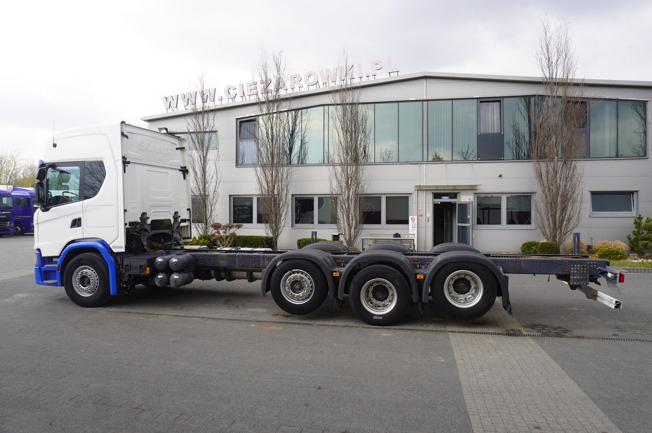 SCANIA G500 8x2 / 2nd axis steered / Chassis 8.35 m / 2021 - Kraanwagen: afbeelding 4 SCANIA G500 8x2 / 2nd axis steered / Chassis 8.35 m / 2021 - Kraanwagen: afbeelding 4