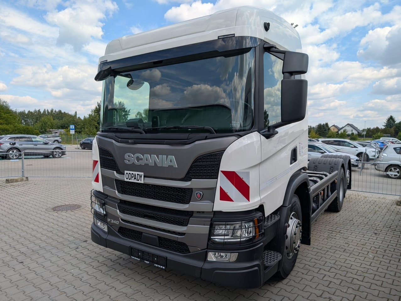 SCANIA P 340 B6x2*4NA / chassis frame / steering axle / CNG / large cab / 8 units - Chassis vrachtwagen: afbeelding 2 SCANIA P 340 B6x2*4NA / chassis frame / steering axle / CNG / large cab / 8 units - Chassis vrachtwagen: afbeelding 2