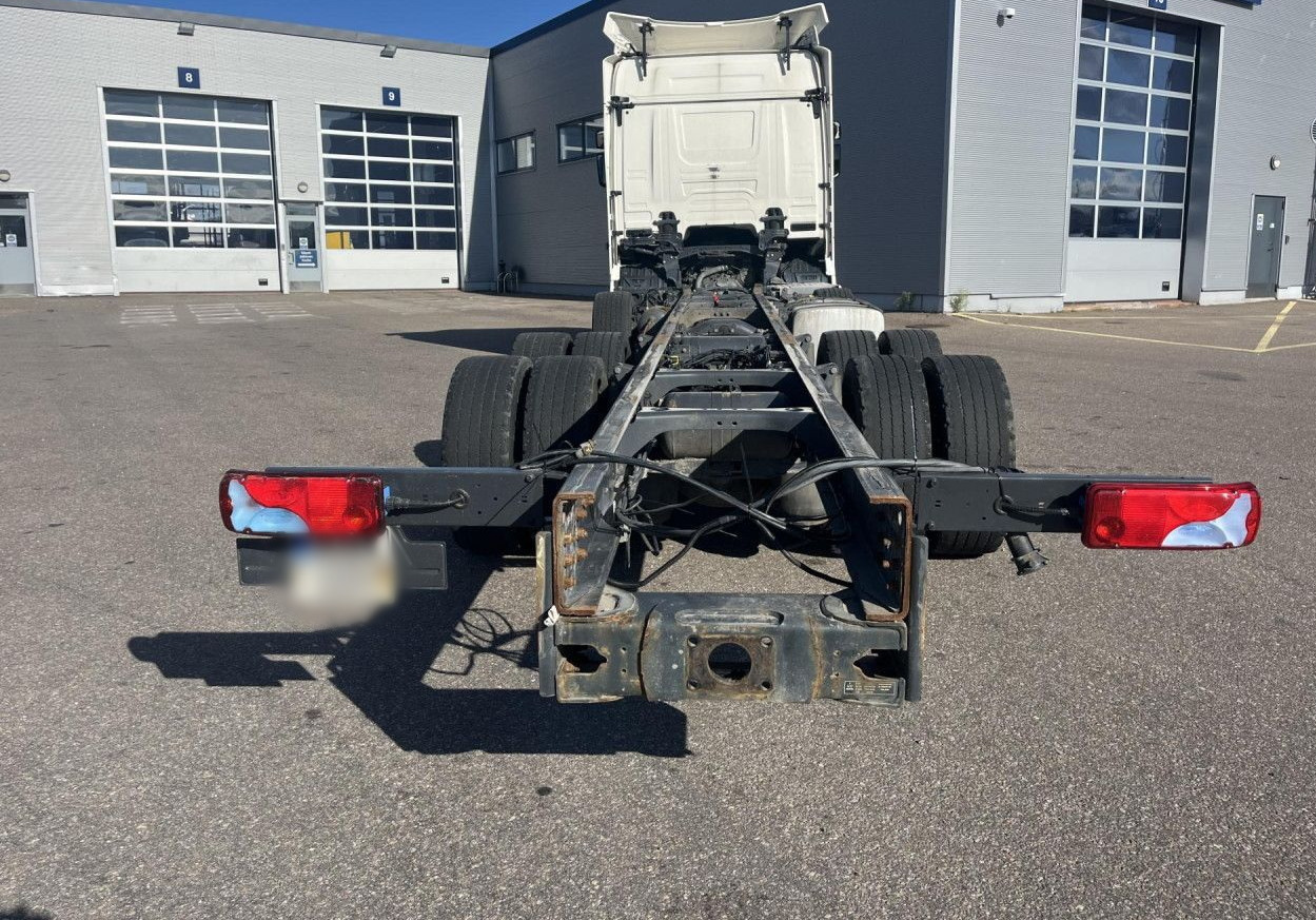 SCANIA R 540 B8x4NB / Truck chassis / Sleeper cab - Chassis vrachtwagen: afbeelding 4 SCANIA R 540 B8x4NB / Truck chassis / Sleeper cab - Chassis vrachtwagen: afbeelding 4