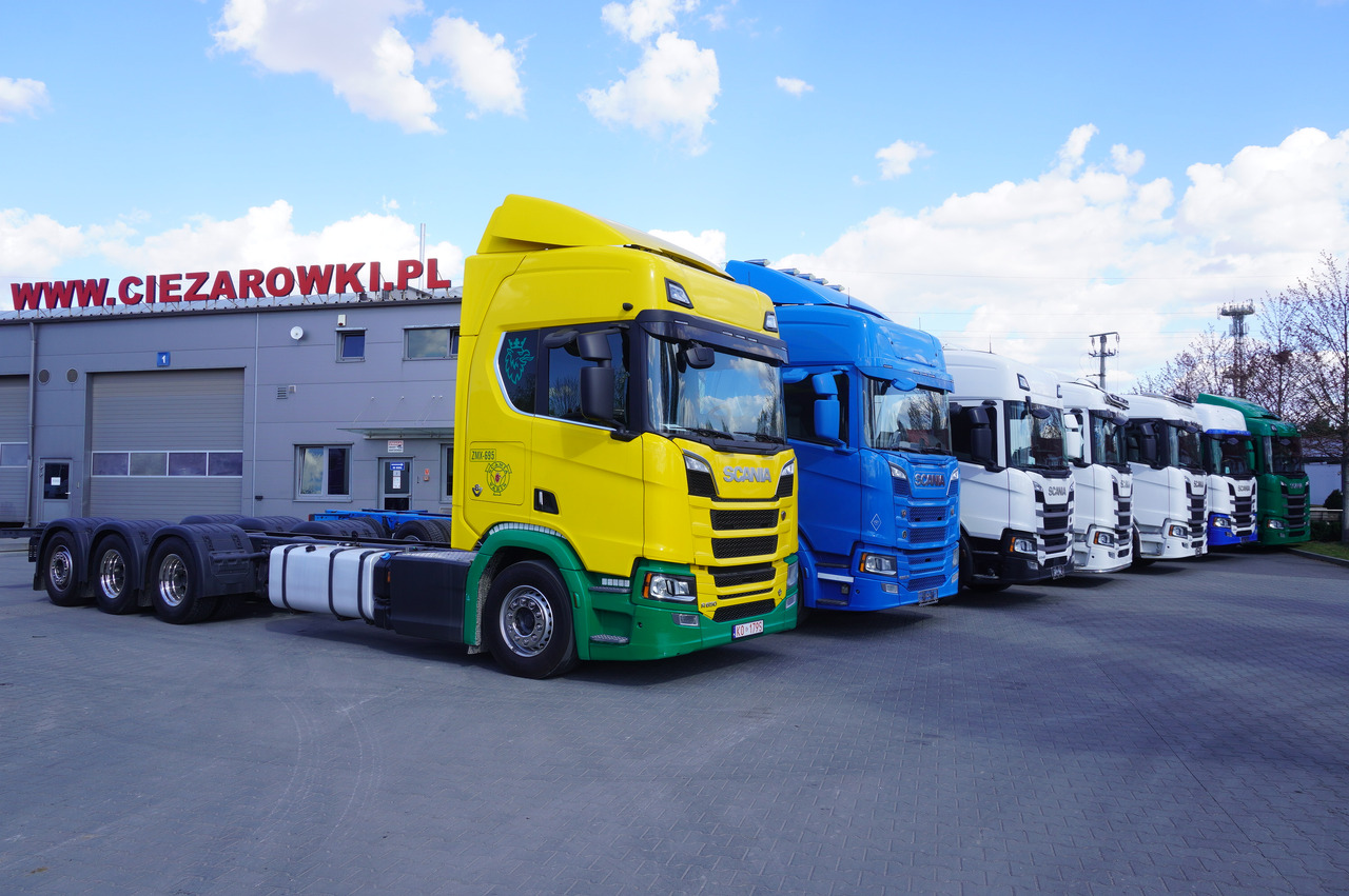 SCANIA R650 V8 / 650 HP/ frame 8.8 m / steered 4th axis / 20 units - Chassis vrachtwagen: afbeelding 1 SCANIA R650 V8 / 650 HP/ frame 8.8 m / steered 4th axis / 20 units - Chassis vrachtwagen: afbeelding 1