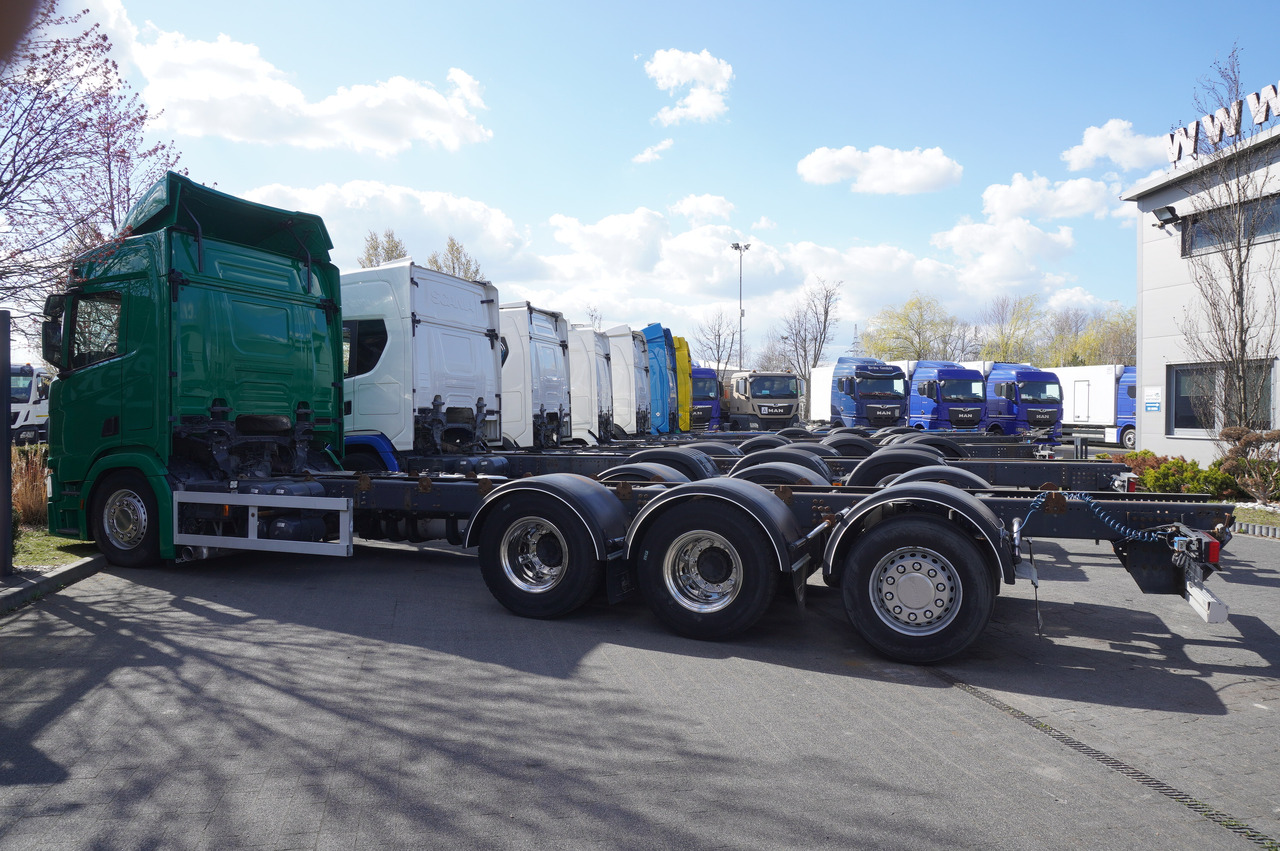 SCANIA R650 V8 / 650 HP/ frame 8.8 m / steered 4th axis / 20 units - Kraanwagen: afbeelding 3 SCANIA R650 V8 / 650 HP/ frame 8.8 m / steered 4th axis / 20 units - Kraanwagen: afbeelding 3