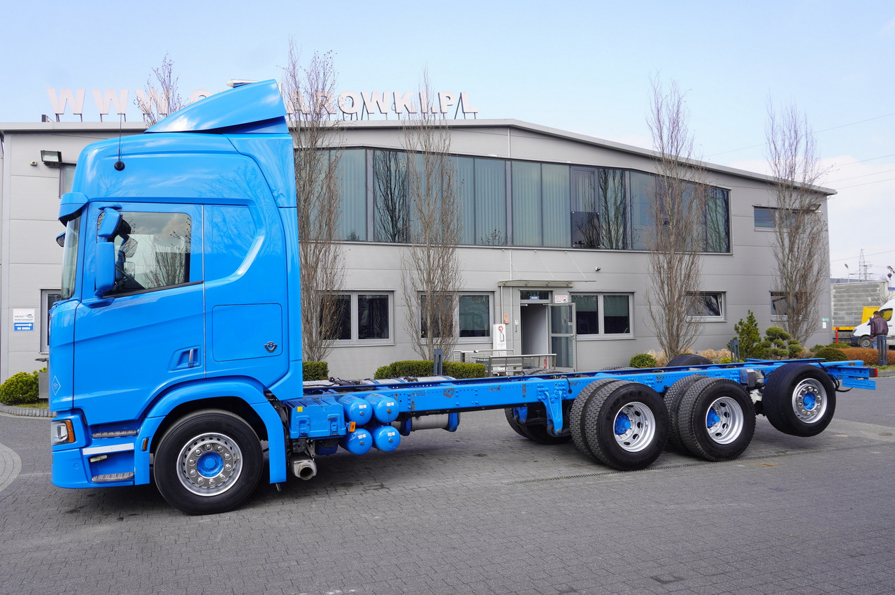 SCANIA R650 V8 / 650 HP/ frame 8.8 m / steered 4th axle - Chassis vrachtwagen: afbeelding 2 SCANIA R650 V8 / 650 HP/ frame 8.8 m / steered 4th axle - Chassis vrachtwagen: afbeelding 2